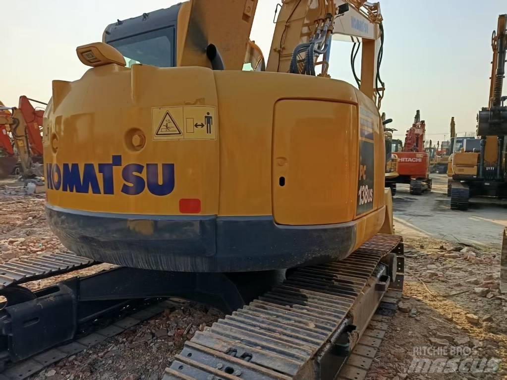 Komatsu PC138 Excavatoare 7t - 12t