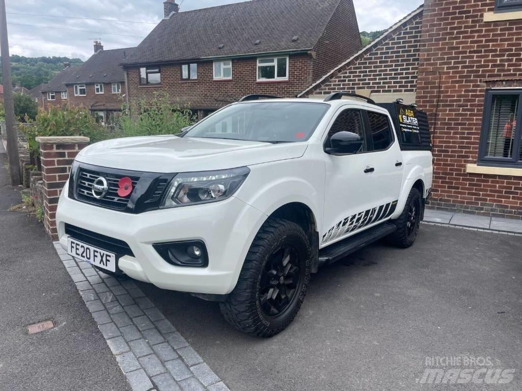 Nissan Navara Masini
