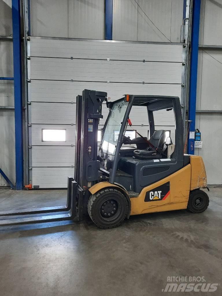 CAT EP50 2 Stivuitor electric