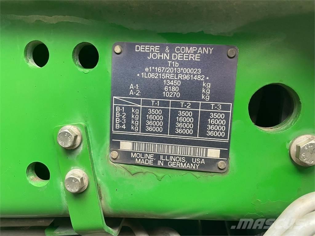 John Deere 6215R Tractoare