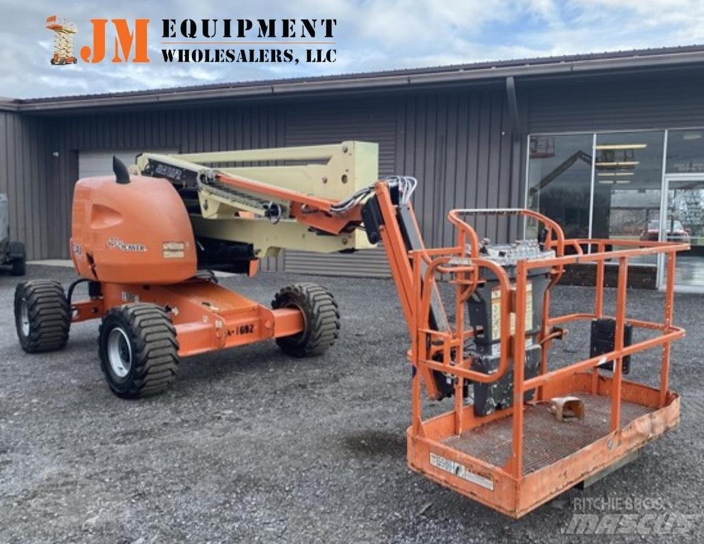 JLG 450 AJ Nacele cu brat articulat