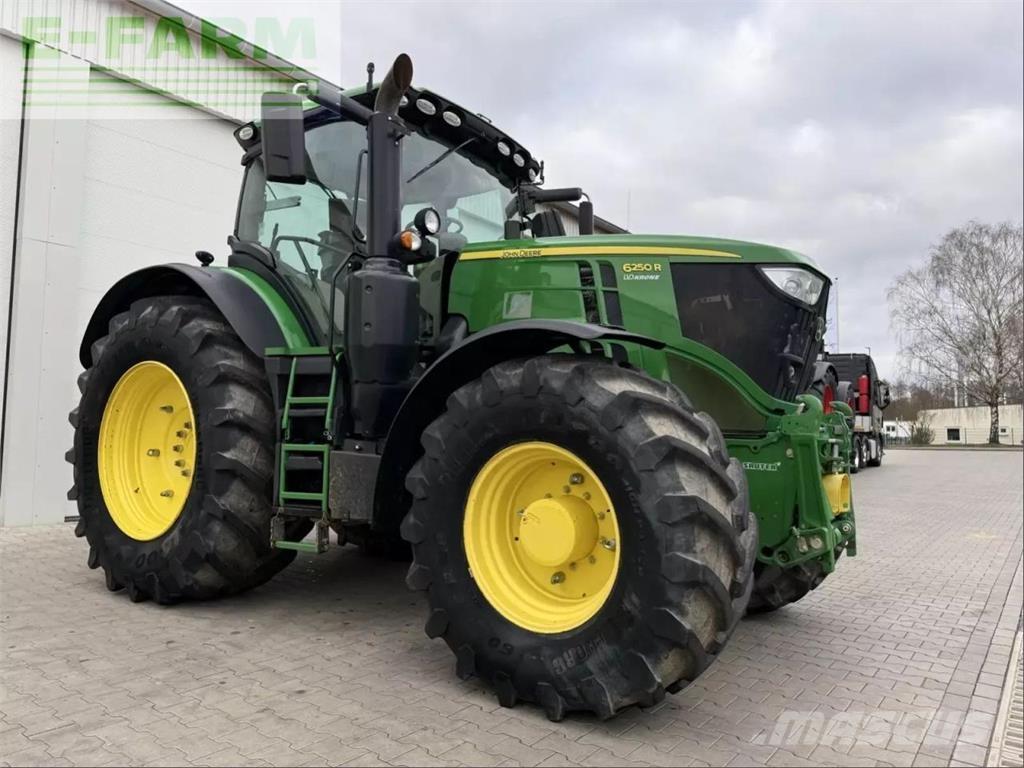 John Deere 6250 r Tractoare