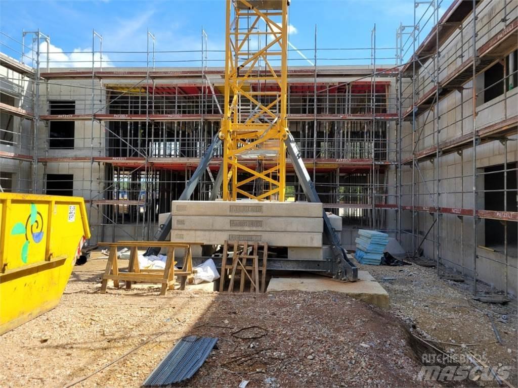 Liebherr 150EC-B Macarale turn
