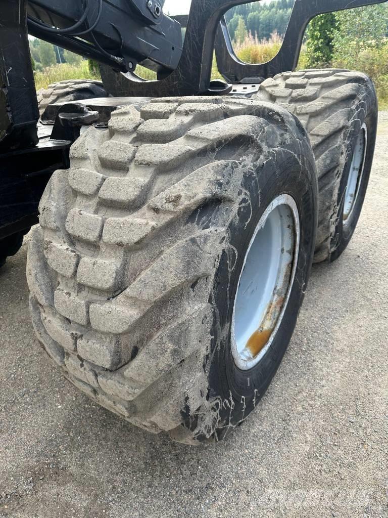 Komatsu 875 Transportoare