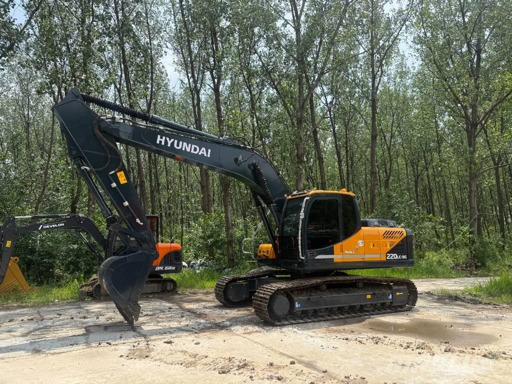 Hyundai R220LC-9S Excavatoare pe șenile
