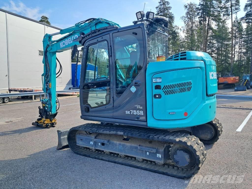 Kobelco SK75SR-7 Excavatoare 7t - 12t
