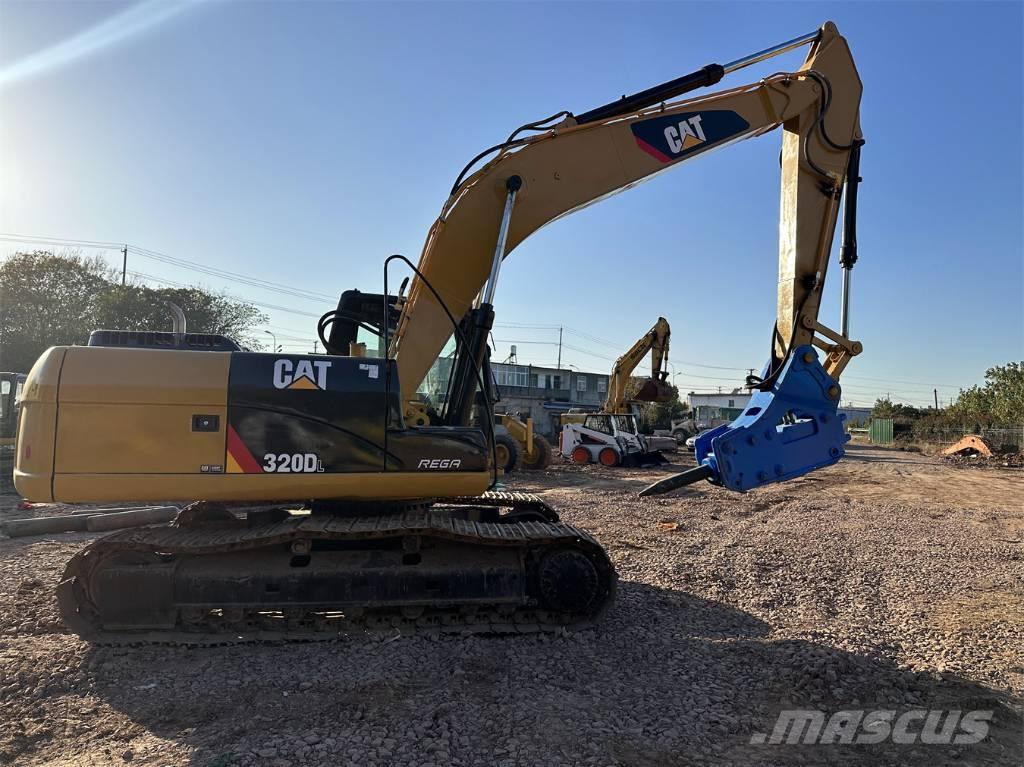 CAT 320 D L Excavatoare pe șenile
