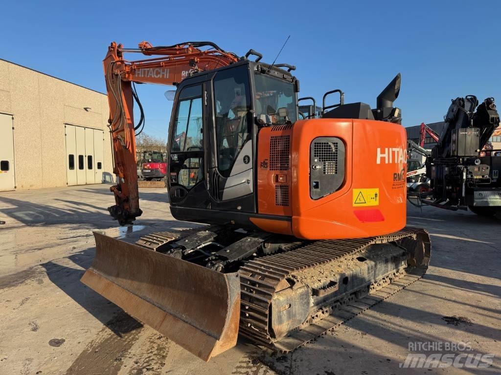 Hitachi ZX 135 US-6 Excavatoare pe șenile
