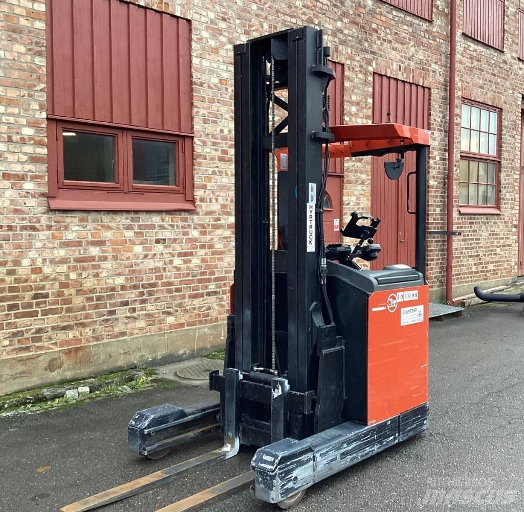 BT RR B 2 Stivuitor cu catarg retractabil