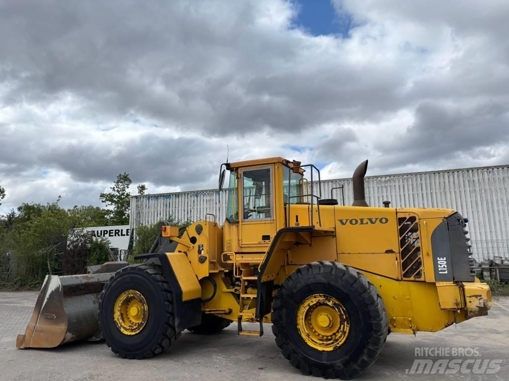 Volvo L 150 E Incarcator pe pneuri