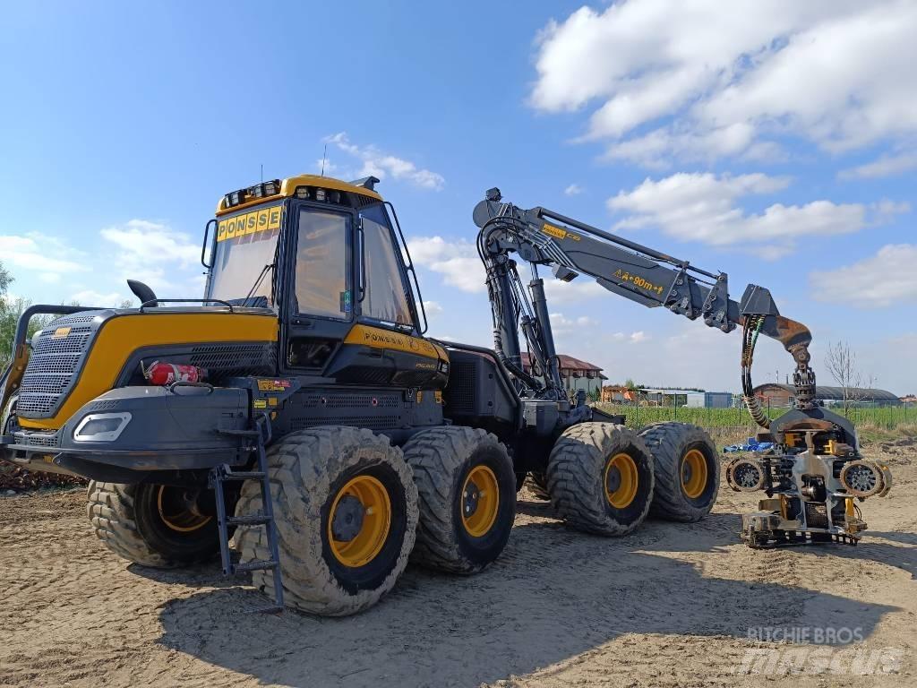 Ponsse Bear 8W Combine forestiere