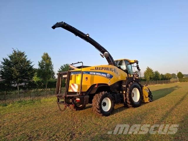 New Holland FR700 Forajere cu autopropulsare