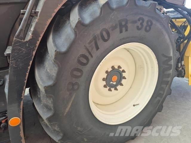 New Holland FR700 Forajere cu autopropulsare