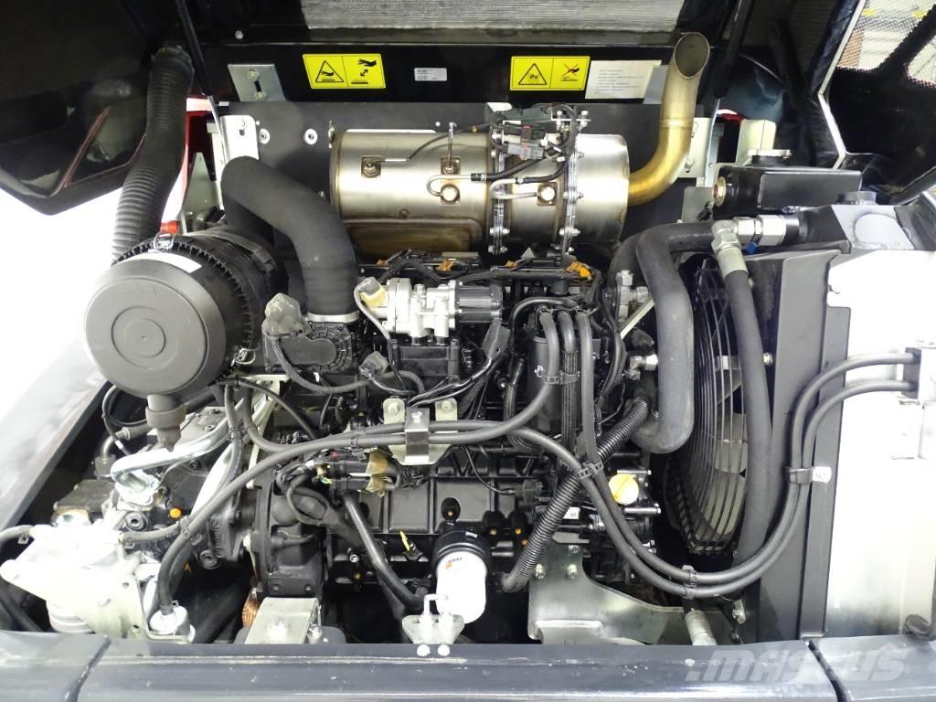 Yanmar V80-5 Incarcator pe pneuri
