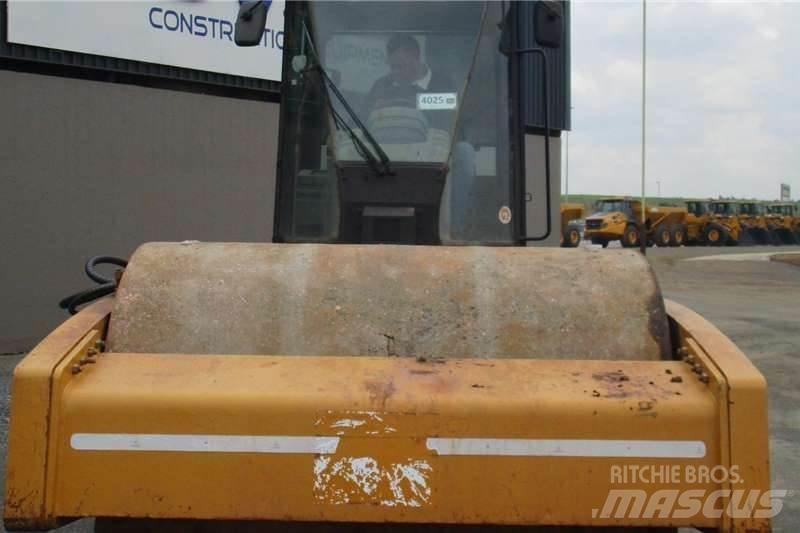 CAT CS76XT Cilindri compactori micsti