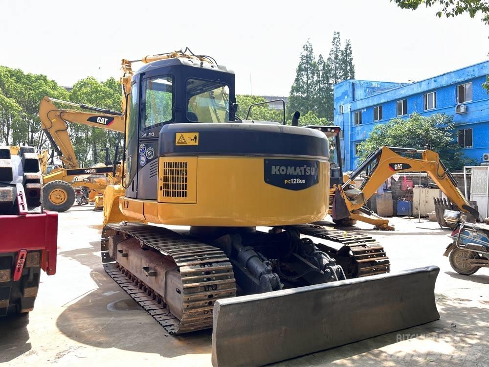 Komatsu PC 128 Excavatoare pe șenile

