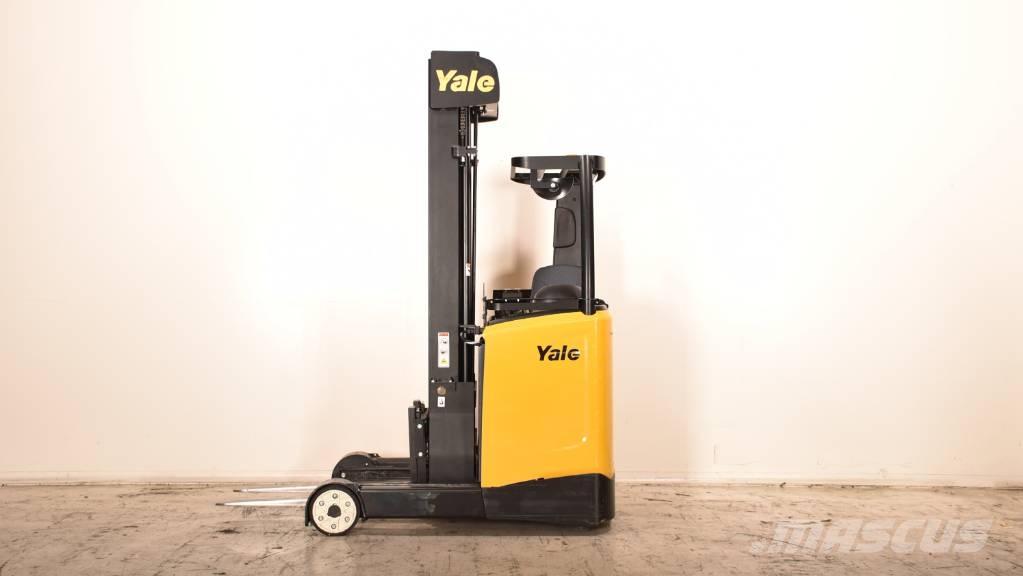 Hyster MR 14 Stivuitor cu catarg retractabil