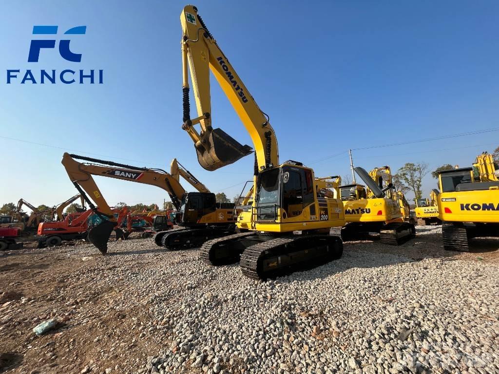 Komatsu PC 200-8 Excavatoare pe șenile
