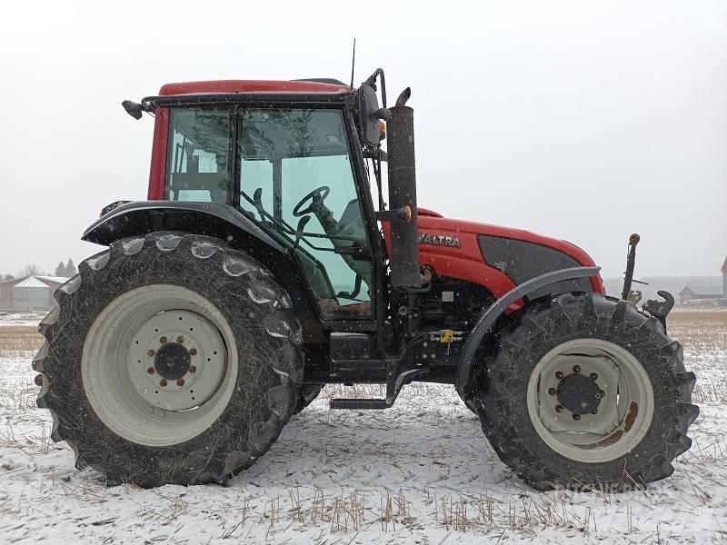 Valtra A 93 HITECH Tractoare