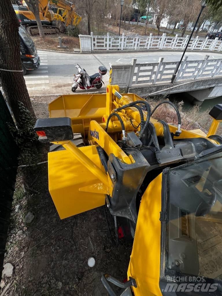 Komatsu WA 380-3 Incarcator pe pneuri