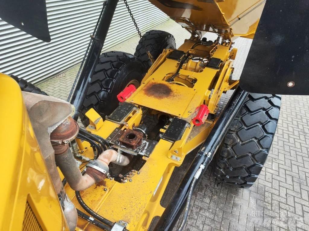 CAT 725 C2 6x6 Transportoare articulate