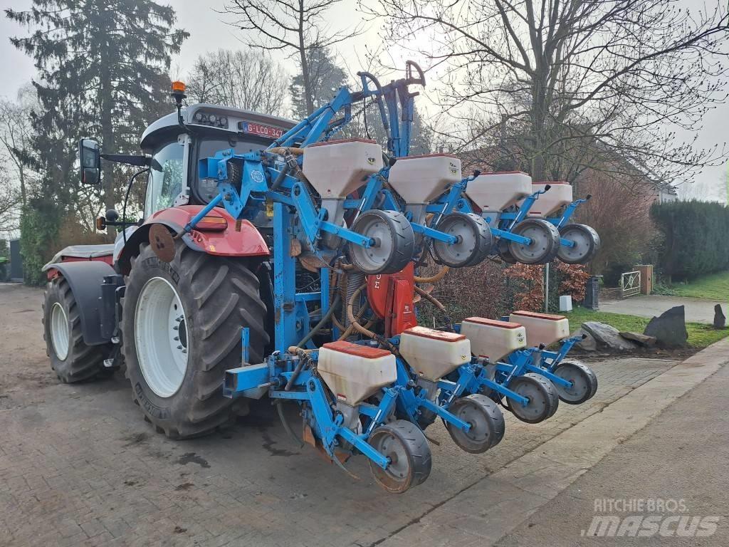 Monosem PNU 8 Masini cu insamantare precisa