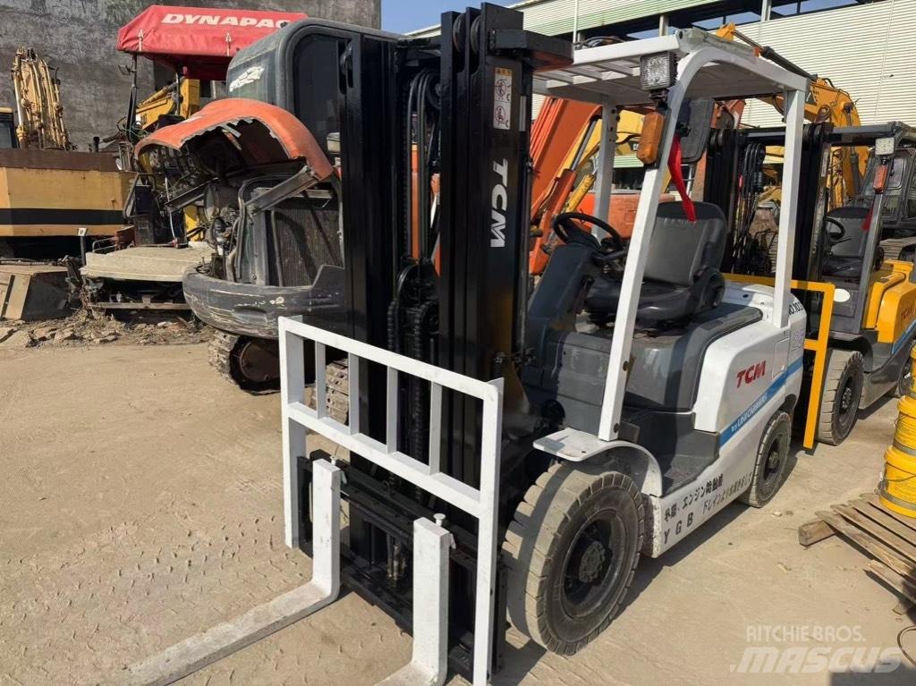 TCM FD 25 Stivuitor diesel