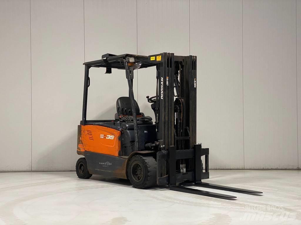 Doosan B35X-7 Stivuitor electric