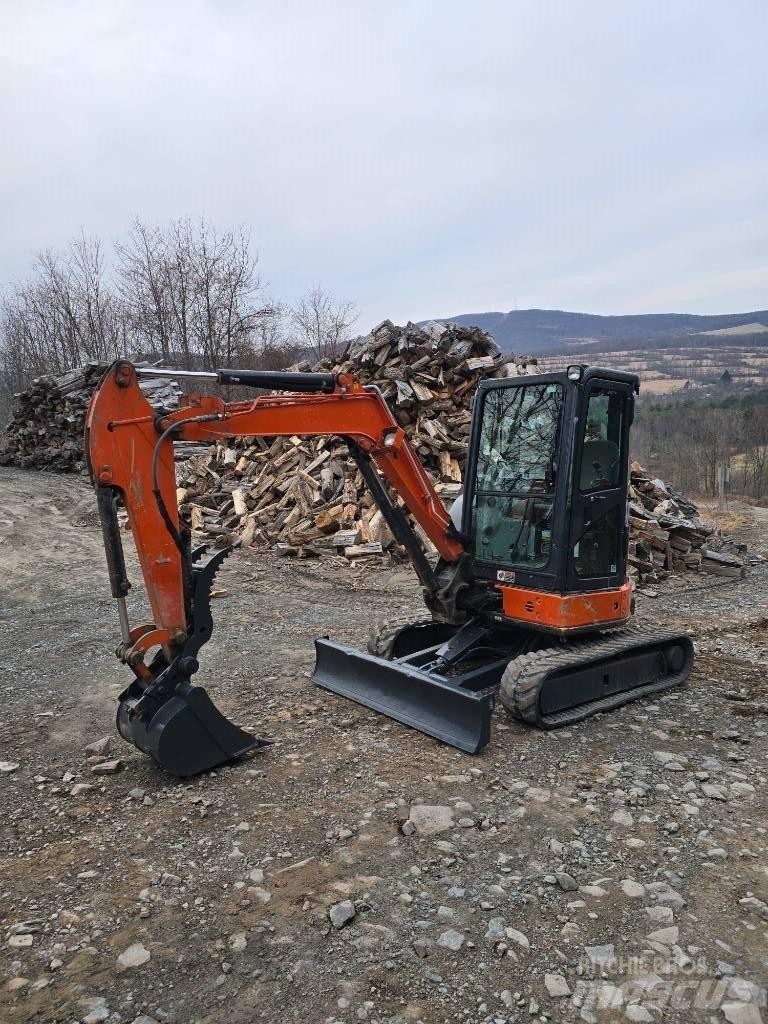 Hitachi ZX35 Mini excavatoare < 7t