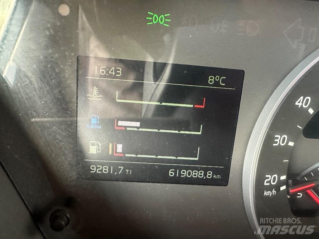 Volvo FH13 540 6x4 Camion cu carlig de ridicare