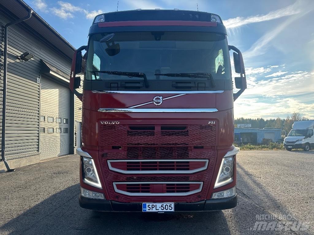 Volvo FH13 540 6x4 Camion cu carlig de ridicare