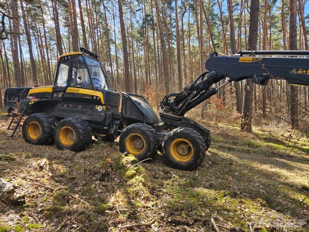Ponsse Ergo 8W Combine forestiere