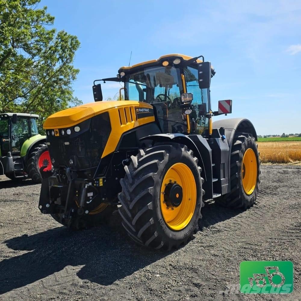 JCB FASTRAC 8330 Tractoare