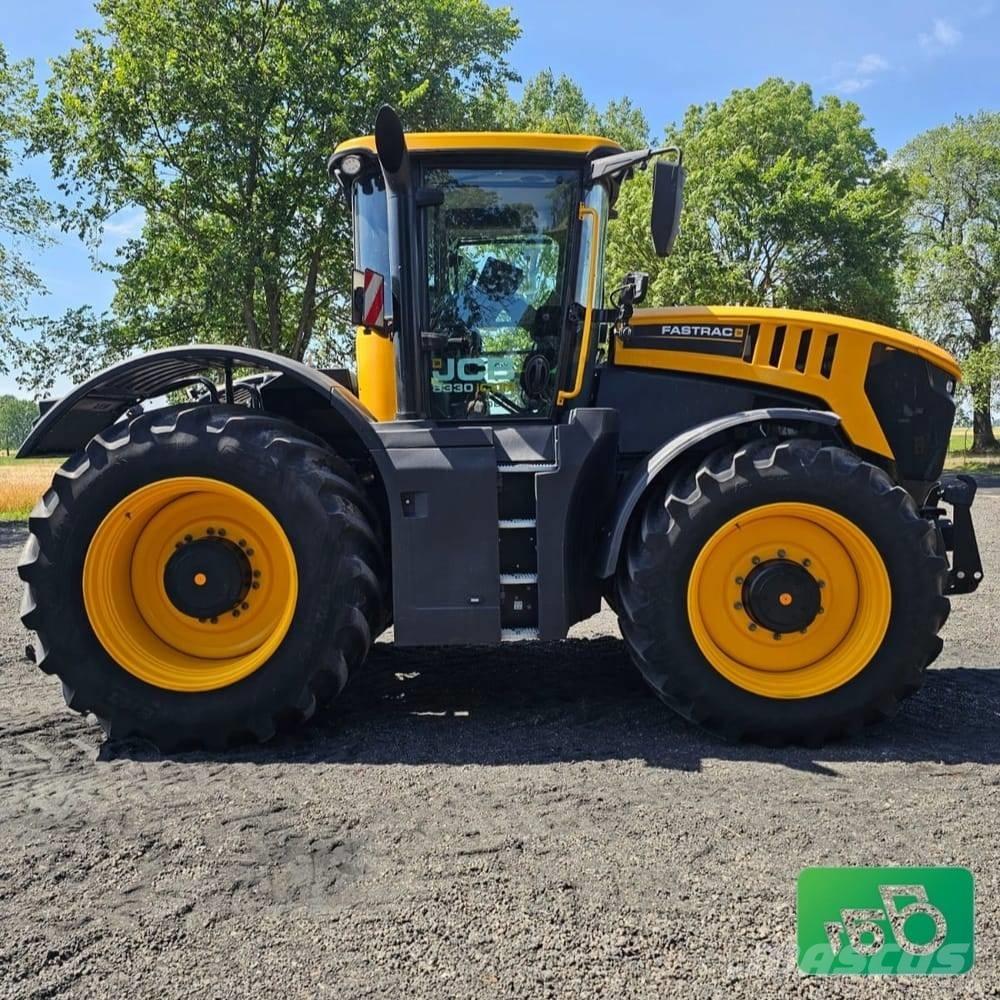 JCB FASTRAC 8330 Tractoare