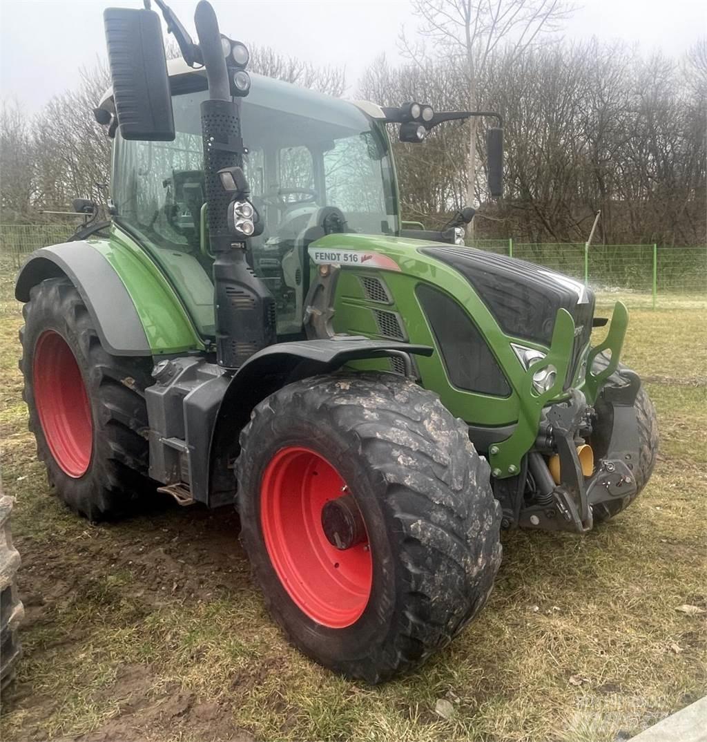 Fendt 516 Vario Tractoare