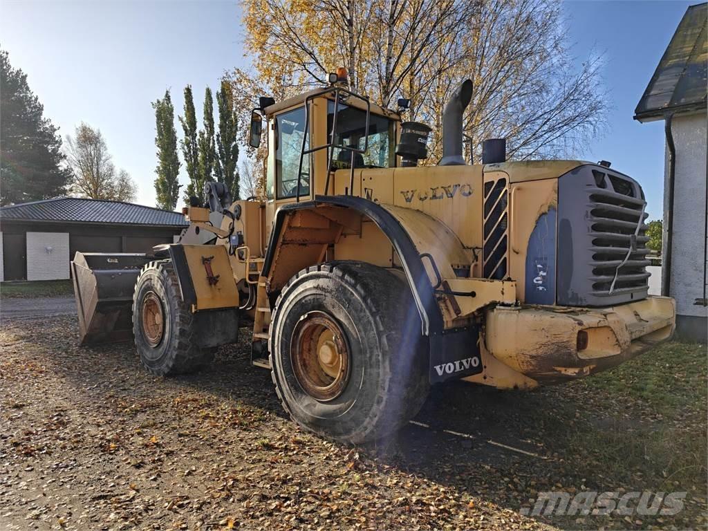 Volvo L180E Incarcator pe pneuri