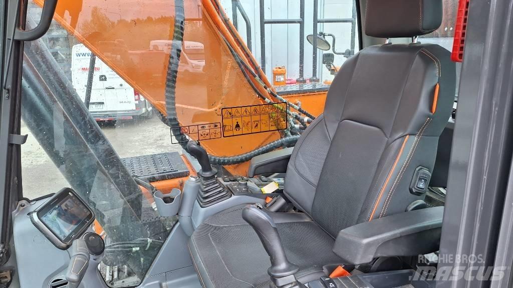 Doosan DX210LC-7 Excavatoare pe șenile
