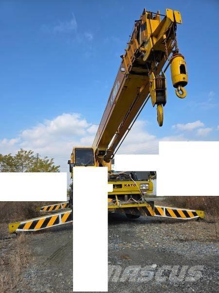 Kato KR 35 H-3 Macara teren accidentat