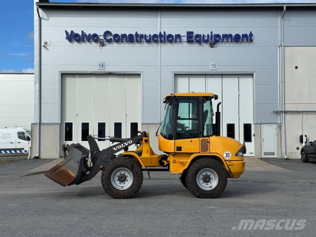 Volvo L 30 B Incarcator pe pneuri