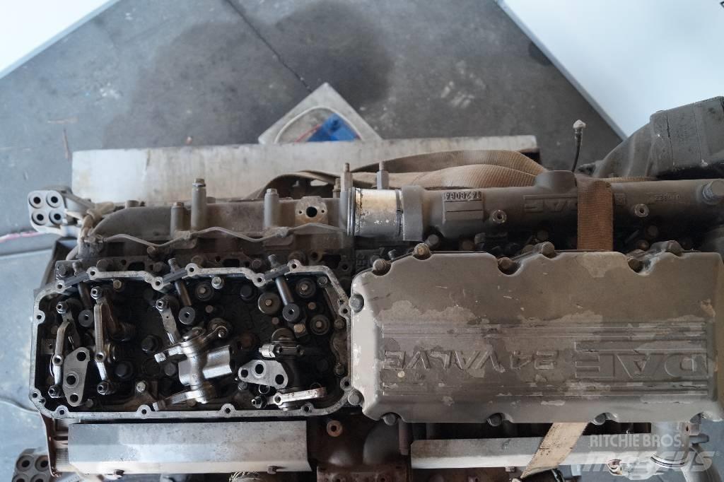 DAF XE315C1 Motoare