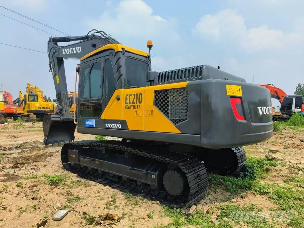 Volvo EC 210 Excavatoare pe șenile
