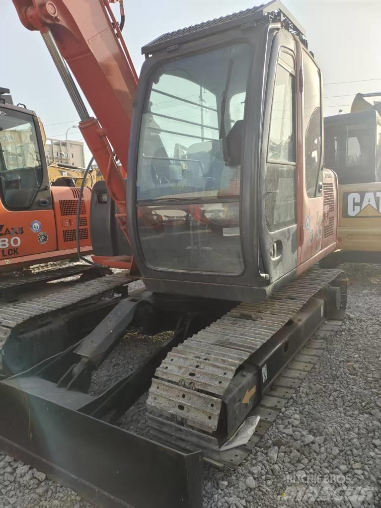 Hitachi ZX 80 Excavatoare 7t - 12t