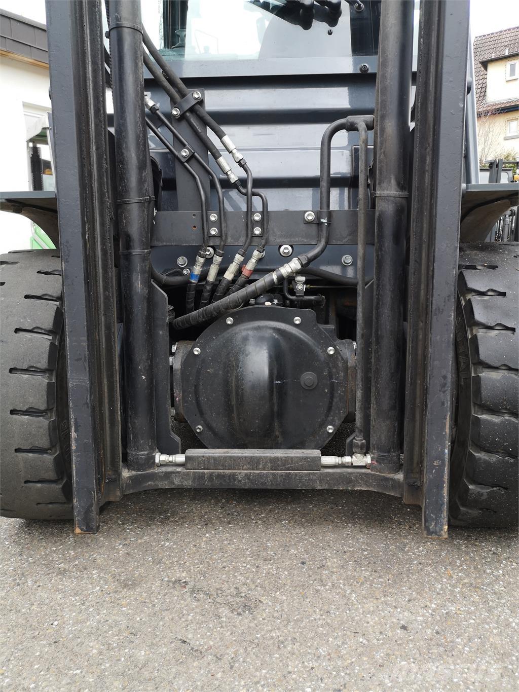 Toyota 02-8FDF30 Stivuitor diesel