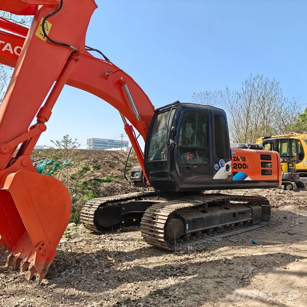 Hitachi ZX200 Excavatoare pe șenile

