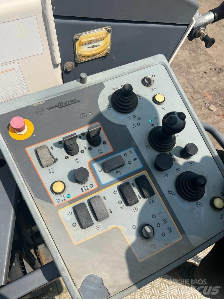 Wirtgen W 220 Utilaje asfalt cu freze reci