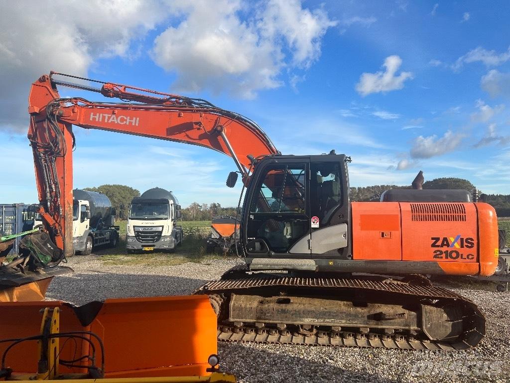 Hitachi ZX 210 Excavatoare pe șenile
