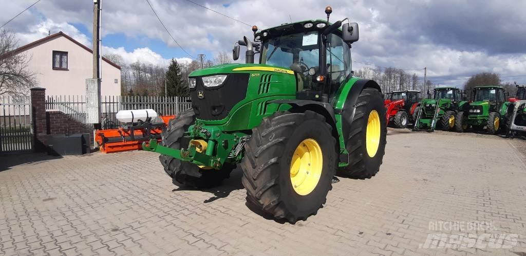 John Deere 6210 R Tractoare