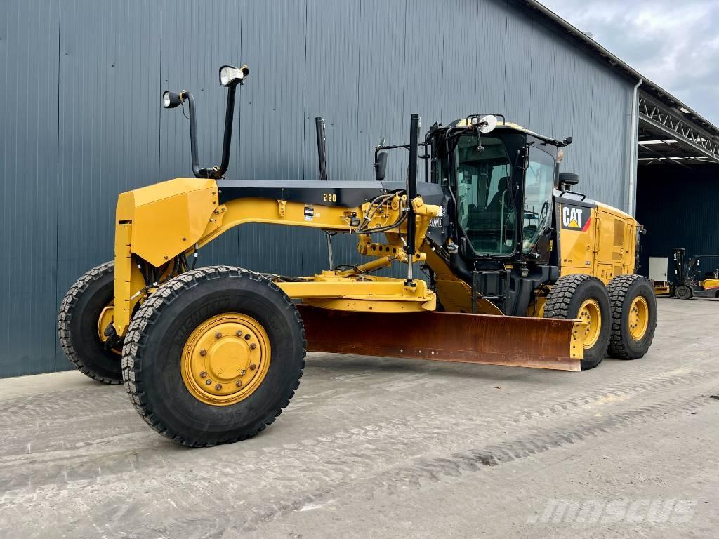 CAT 140M2 AWD Gredere