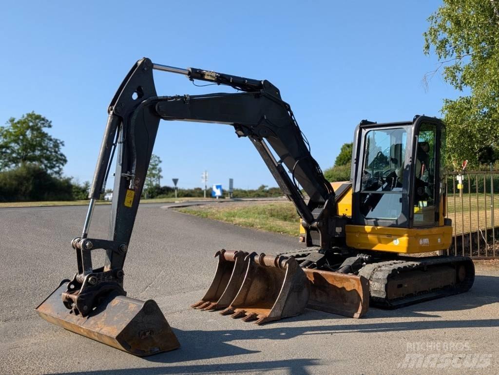 Kato 85V4 Excavatoare 7t - 12t