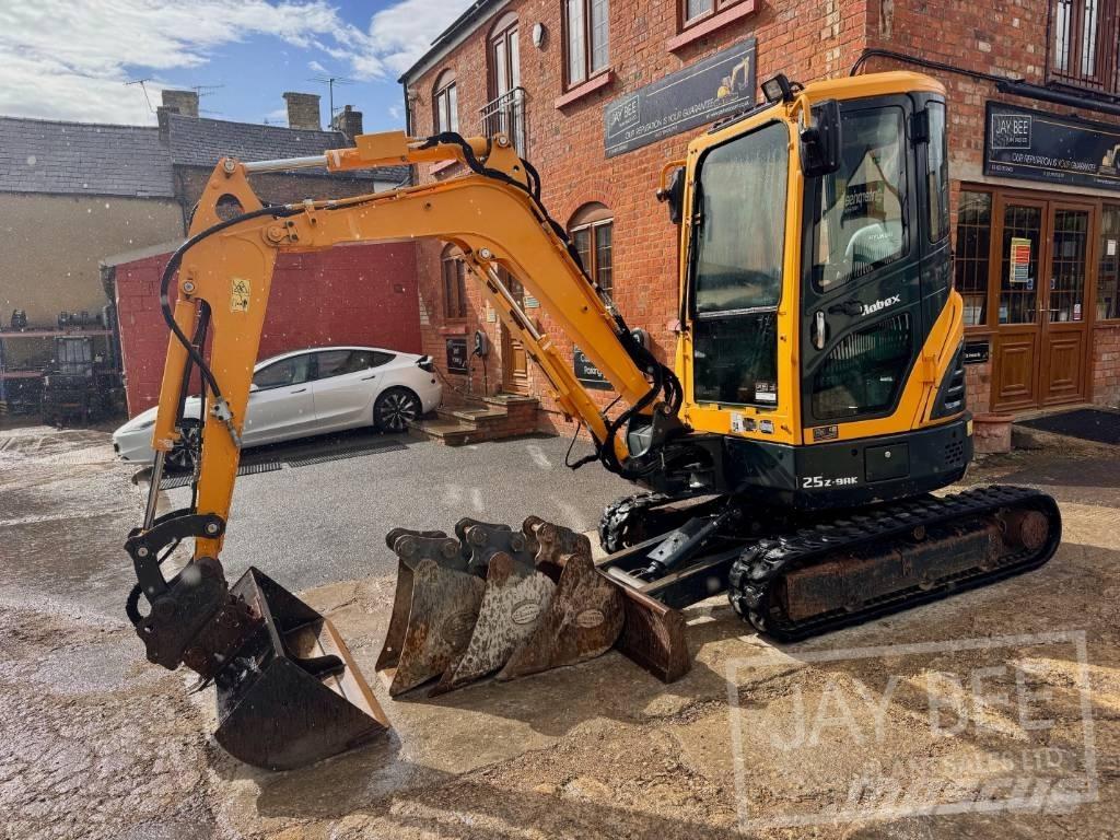 Hyundai R25Z-9 AK Mini excavatoare < 7t